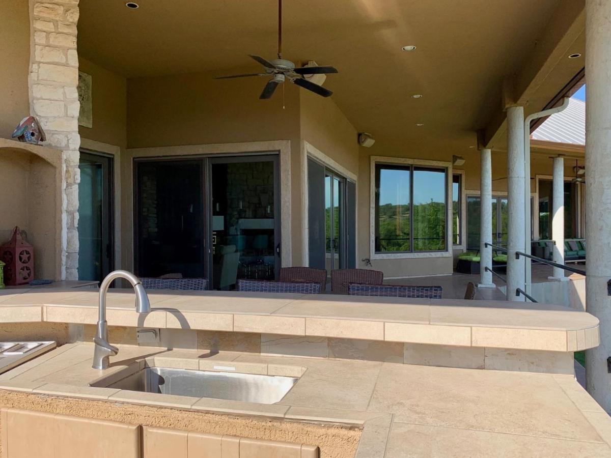 ニューブラウンフェルズ Scenic Hill Country Retreat - Rhino Ranchヴィラ エクステリア 写真